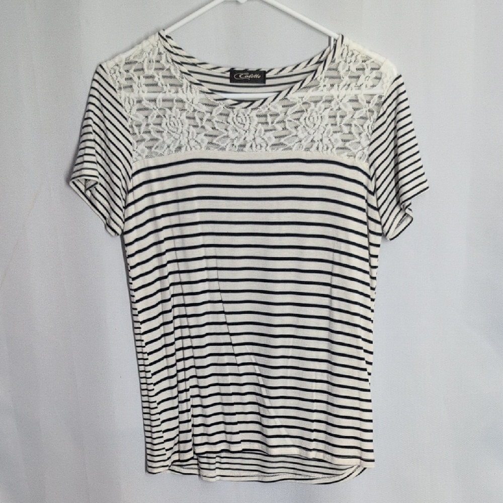 Chic Striped Lace Accent Tee - Navy and White